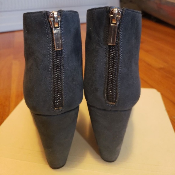 Like New Bar III Platform Sandals - Picture 3 of 6